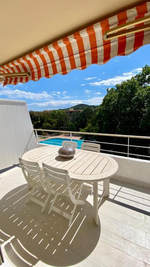 Charming Studio With Pool In Saint Tropez Apartment Екстериор снимка