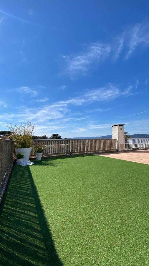 Charming Studio With Pool In Saint Tropez Apartment Екстериор снимка